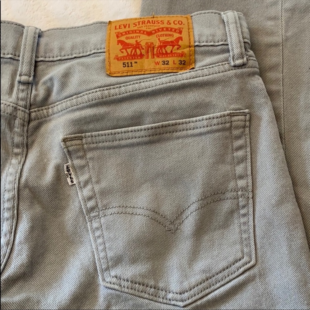 Used men’s Levi’s 511 style gray jeans 32 X 32
